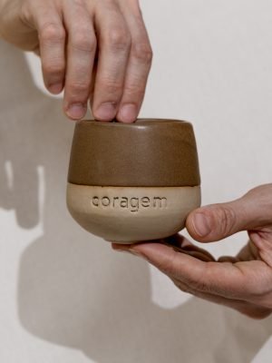 Copo Gota 200ml “coragem” – marrom