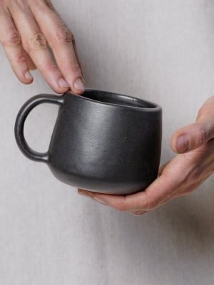 Caneca Aurora 350ml – preta