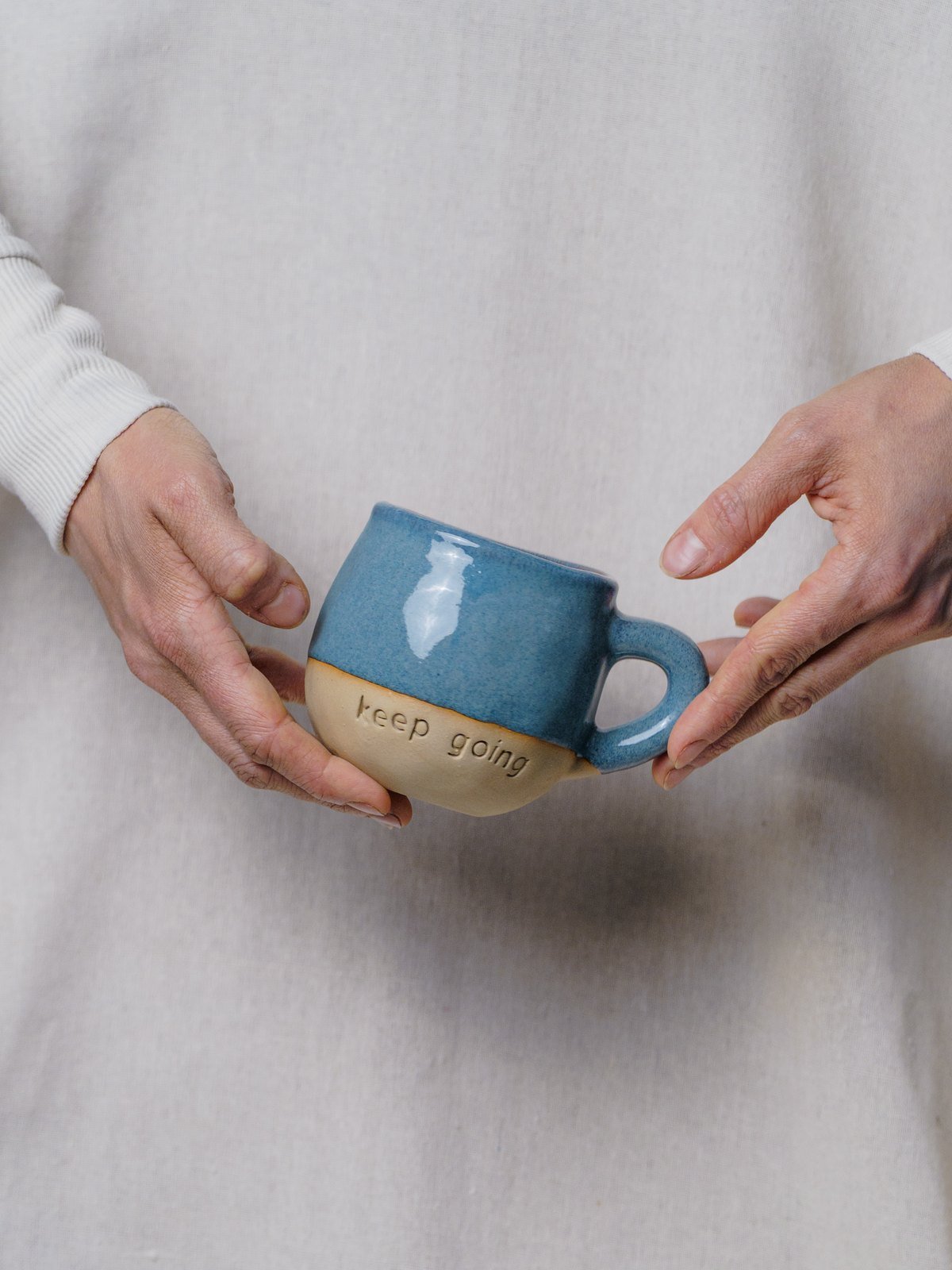 Caneca Outono “keep going” – azul