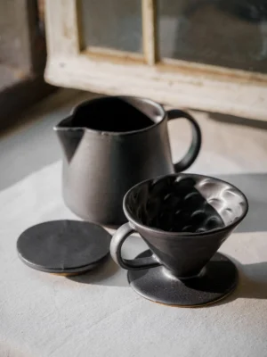 Conjunto café – preto
