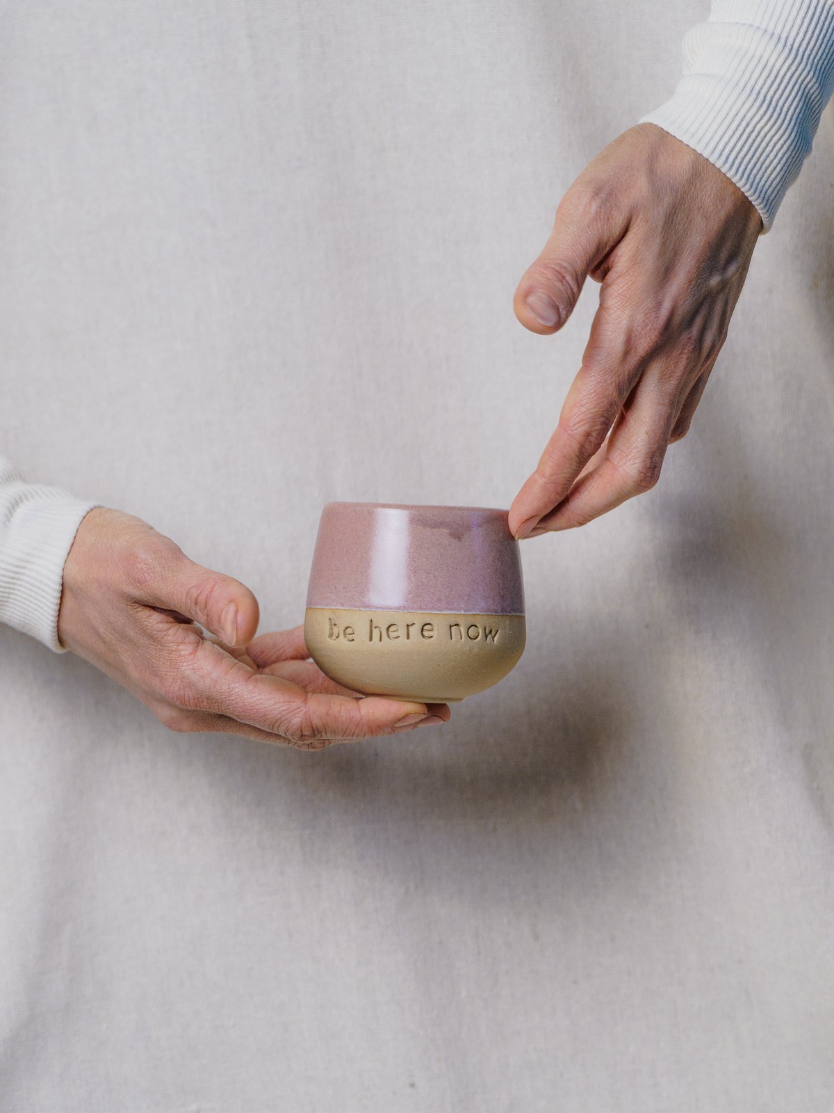 Copo Gota 200ml “be here now” – rosa terra
