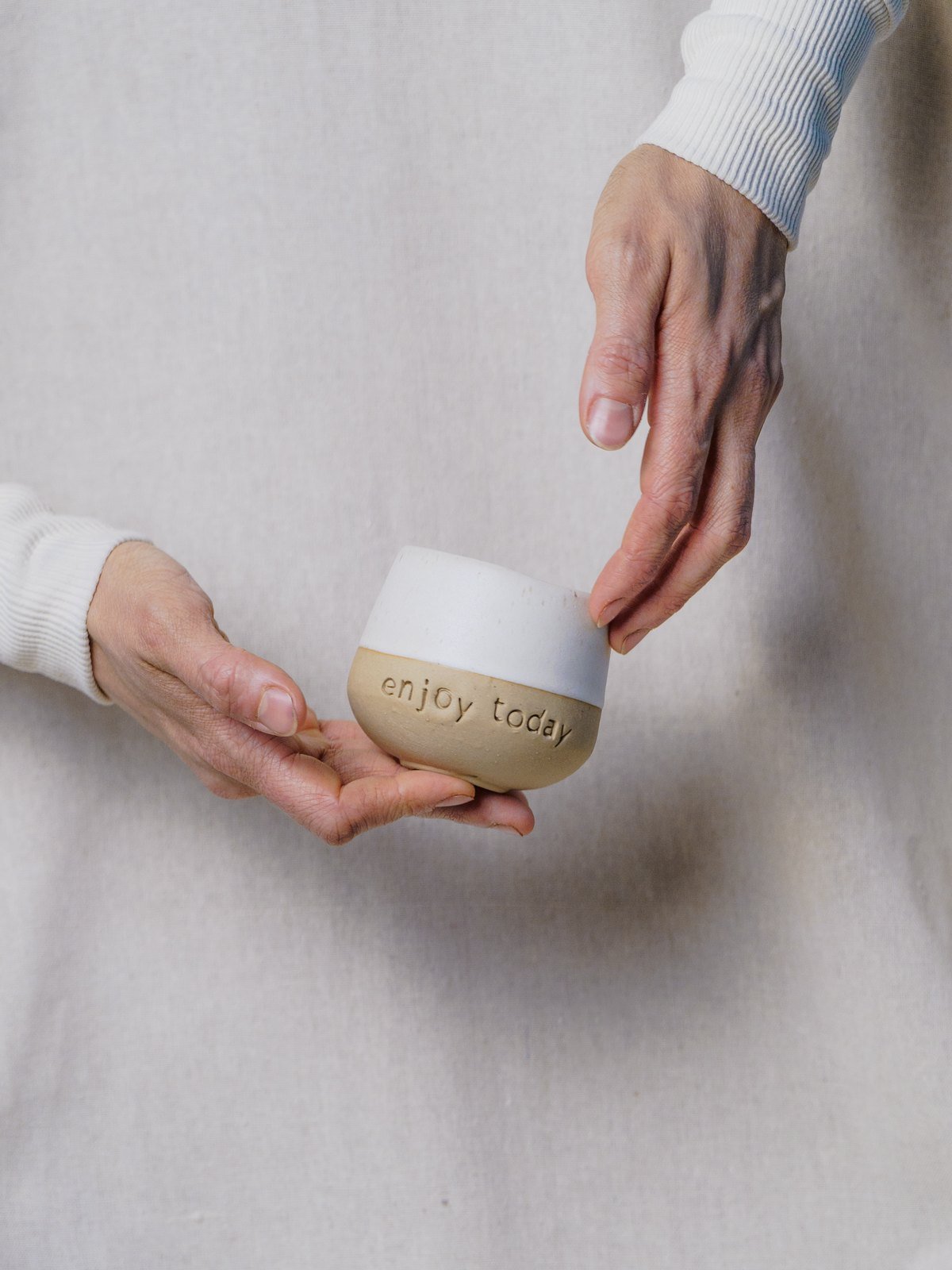 Copo Gota 200ml “enjoy today” – off white
